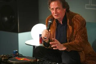 Портрет Джо Бойд