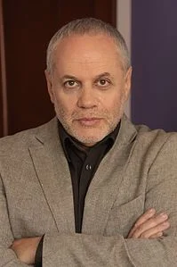 Портрет Евгений Абрамович Бунимович