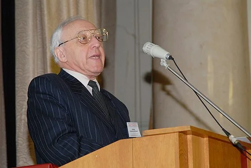 Портрет Владимир Моисеевич Лейчик