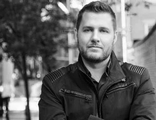 Портрет Марк Мэнсон