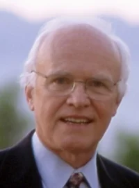 Портрет Том ДеМарко