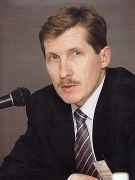 Портрет Олег Викторович Кириченко