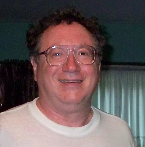 Портрет Стивен Д. Шенфилд