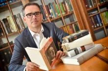 Портрет Томас Вебер