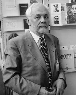 Портрет Владимир Семёнович Батшев