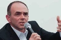 Портрет Клаудио Ферраз