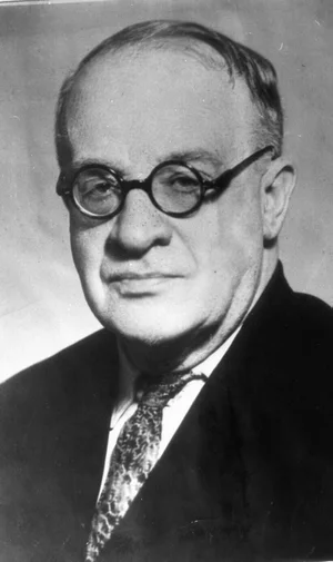 Портрет Лев Ильич Багал