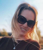 Портрет Элла Чак