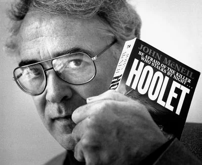 Портрет Джон Макнейл