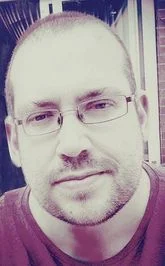 Портрет Майкл Брей