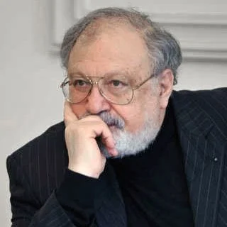 Портрет Рустам Ибрагимович Ибрагимбеков