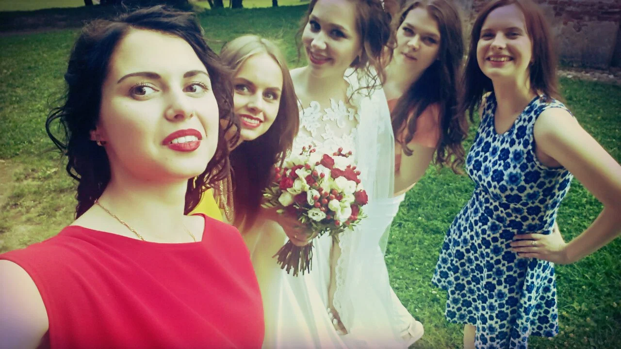 Портрет Анна Вонг