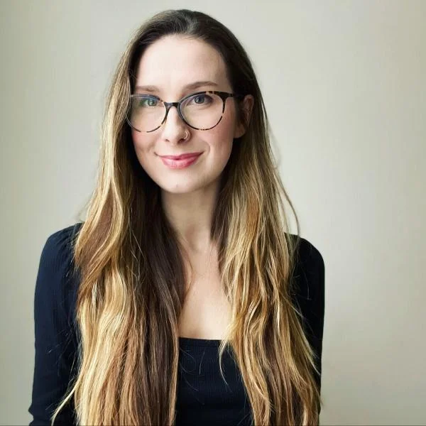 Портрет Хлоя Лиезе