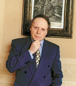 Портрет Эдвард Станиславович Радзинский