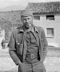 Портрет Альва Бесси