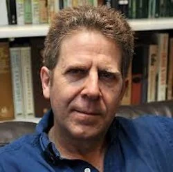 Портрет Дэвид Уингроув