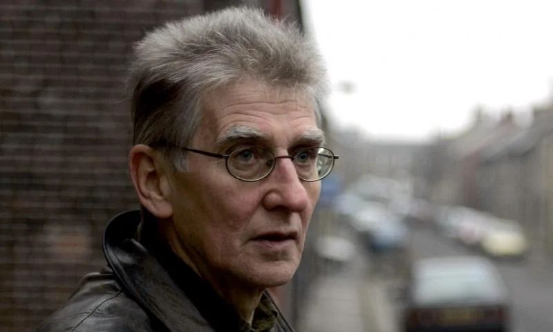 Портрет Барри Хайнс