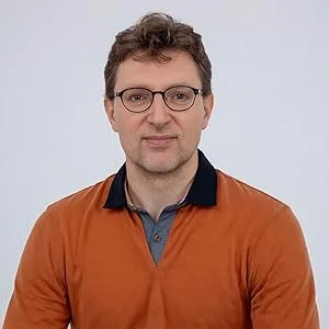 Портрет Ник Сайнт