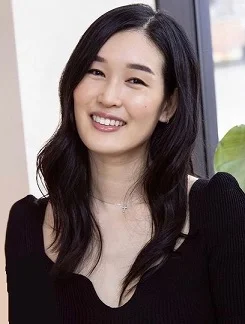 Портрет Шарлотта Чо