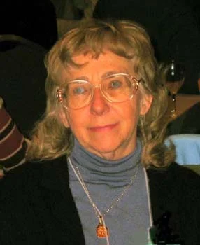 Портрет Нэнси Фармер