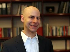 Портрет Адам Грант