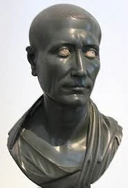 Портрет Валерий Максим