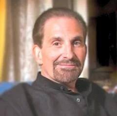 Портрет Роберт Энтони