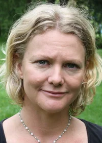 Портрет Ребекка Джеймс