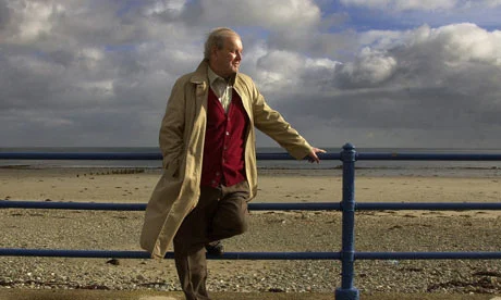 Портрет Джордж Макдональд Фрейзер