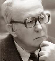 Портрет Рой Александрович Медведев