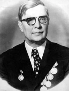 Портрет Лев Николаевич Могилев