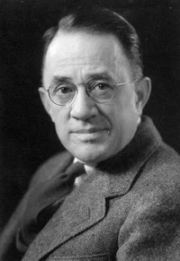 Портрет Леонард Котрелл