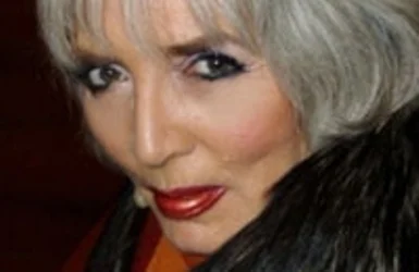 Портрет Ксавьера Холландер