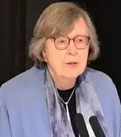 Портрет Пенелопа Лайвли