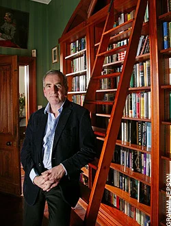 Портрет Роберт Харрис
