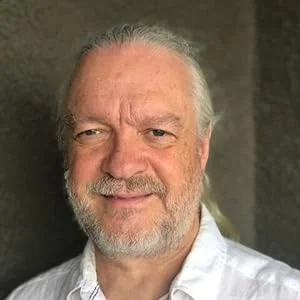 Портрет Стивен Лотт