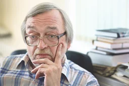 Портрет Олег Никитьевич Хлебников