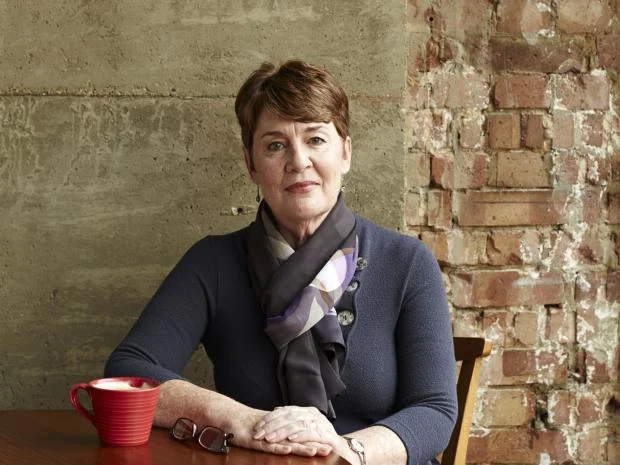 Портрет Фиона Бартон