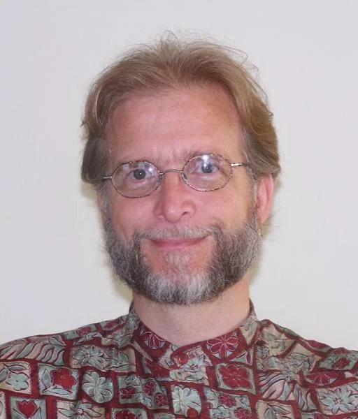 Портрет Брюс Холланд Роджерс