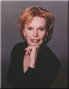 Портрет Лейл Лаундес