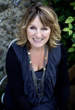 Портрет Сара Райнер