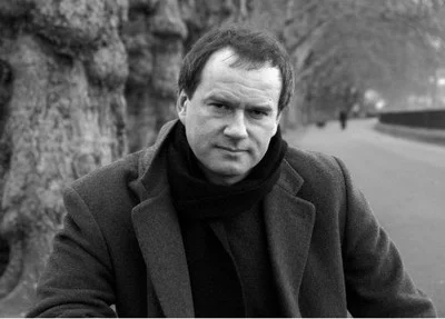 Портрет Филип Сингтон