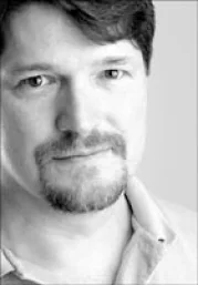 Портрет Брюс Бетке