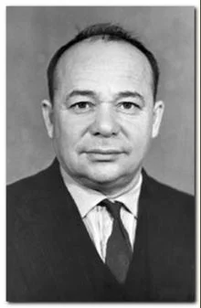 Портрет Василий Григорьевич Базанов