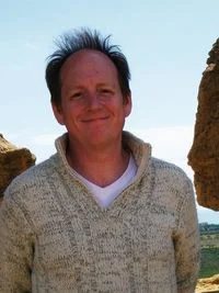 Портрет Бен Хетч