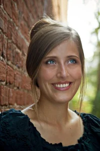 Портрет Вив Дэниэлс