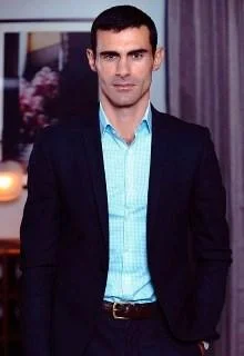 Портрет Дамьен Роже