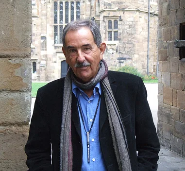 Портрет Хантер Дэвис