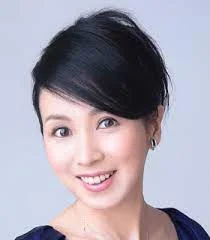 Портрет Томоми Исимура