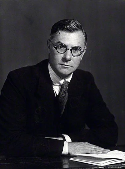 Портрет Эдуард Халлетт Карр